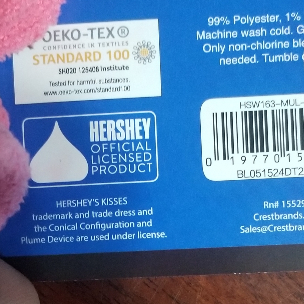 Hershey Kisses Licensed Soft Fuzzy Socks Women's/Girls  NWT - Picture 5 of 5